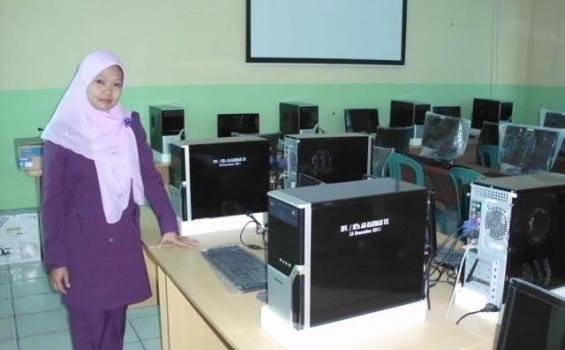 Sekitar 17 Anak Panti Asuhan Mustaqima Pelatihan Komputer