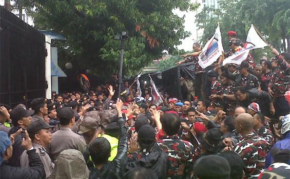 Malaysia Didesak Tangkap Pembunuh 3 TKI Asal Lombok