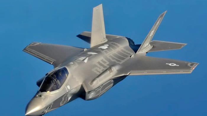 MODE SILUMAN - Jet tempur siluman Amerika Serikat (AS), F-35C