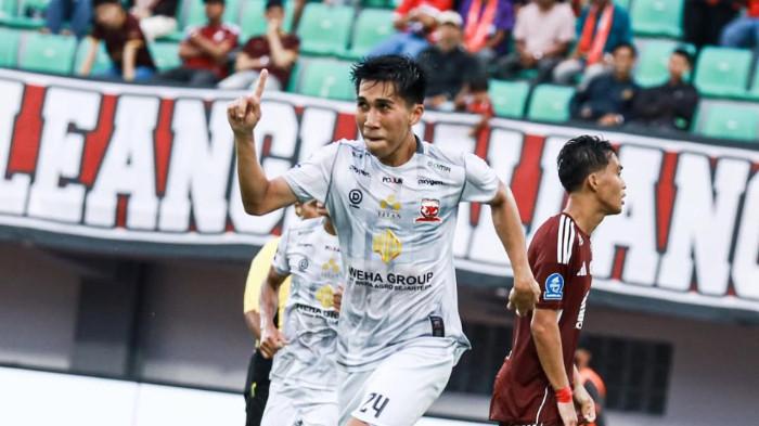 Madura United Taufany Muslihiddin 2/11