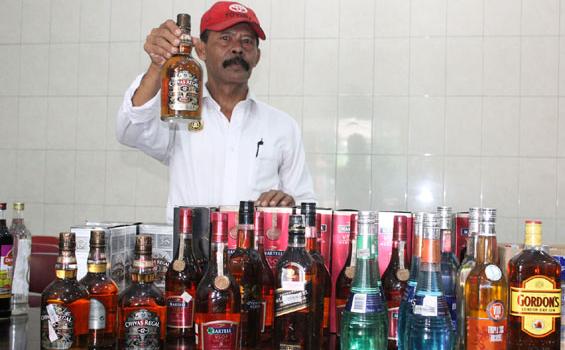 Polres Magelang Kota Sita Puluhan Botol Miras Impor