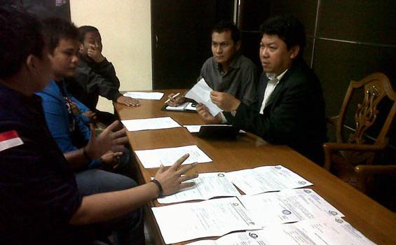Alumni Geram Atas Aksi Rektor UKI