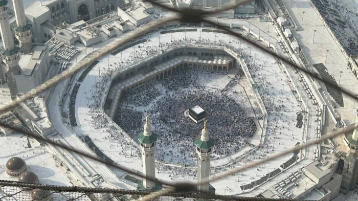 MASJIDIL HARAM - Masjidil Haram difoto dari puncak Tower Zamzam, Makkah, Selasa (12/5/2026).