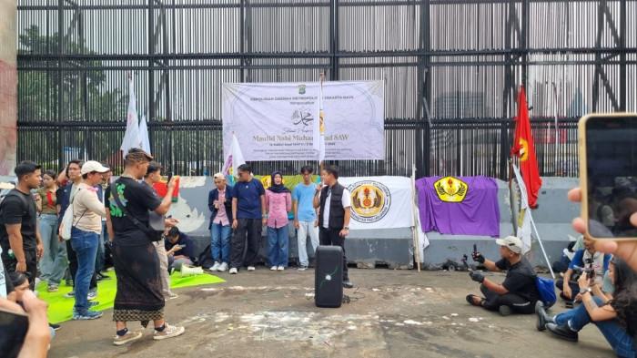 Mahasiswa Kembali Aksi di Depan DPR, Ingatkan Hari Ini Deadline 17+8 Tuntutan Rakyat
