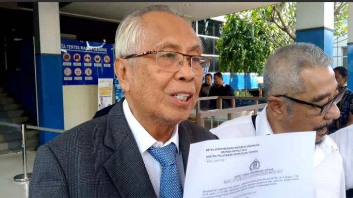 DUGAAN PEMALSUAN GELAR - Menteri Kesehatan (Menkes) Budi Gunadi Sadikin dilaporkan oleh lima orang dokter terkait dugaan pemalsuan gelar dan sistem pendidikan di Indonesia ke SPKT Polda Metro Jaya, Jakarta Selatan, Senin (11/5/2026). Laporan itu diwakili advokat senior OC Kaligis selaku kuasa hukum dari lima dokter.