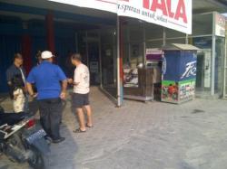 Warga Melihat Lima Pria Mencurigakan Sebelum ATM BRI Raib