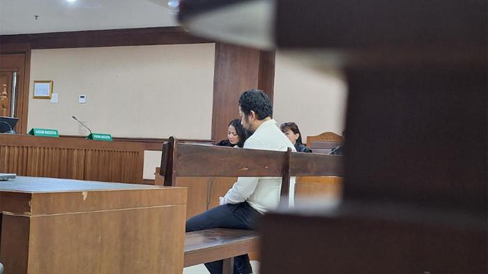 KEBAKARAN TERRA DRONE - Sidang tuntutan terhadap Direktur Utama PT Terra Drone Indonesia, Michael Wisnu Wardhana, dalam perkara dugaan kelalaian terkait kebakaran di kantor PT Terra Drone, berlangsung di Pengadilan Negeri Jakarta Pusat (PN Jakpus), Senin (11/05/2026). Michael Wisnu Wardhana, disebut kecewa usai dituntut dua tahun penjara.