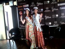 Miss Universe Bungkus Keripik Singkong