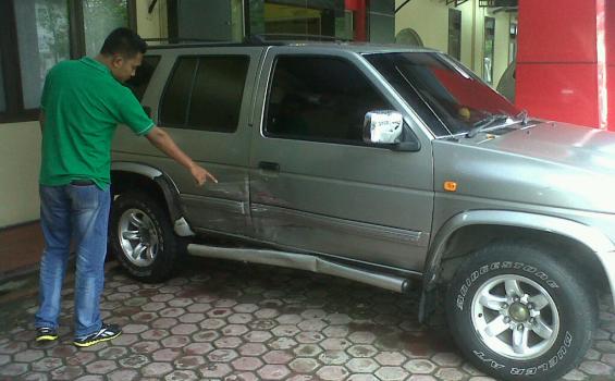 Mobil Dir Narkoba Polda Sumut Ditabrak
