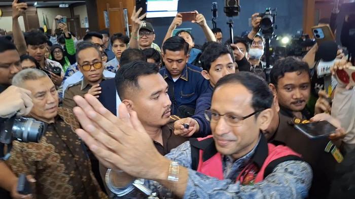 SIDANG NADIEM - Mantan Menteri Pendidikan dan Kebudayaan, Nadiem Makarim usai menjalani sidang di Pengadilan Tindak Pidana Korupsi Jakarta Pusat, Senin (12/1/2026). Nadiem mengaku sedih eksepsinya ditolak hakim.