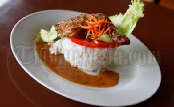 Menu India Cita Rasa Indonesia di Sharmila Resto