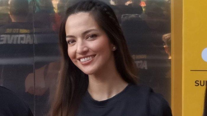 Super Sibuk, Nia Ramadhani Selalu Luangkan Waktu Olahraga Bersama Anak