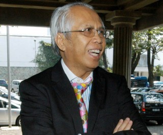 Ariel Ingin Menjadi Tahanan Kota