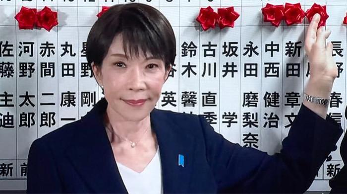 TAKAICHI FEVER - PM Jepang Sanae Takaichi menunjuk pemenang pemilu dari Partai Demokrat Liberal (LDP) yang dipimpinnya pagi ini (9/2/2026).
Richard Susilo