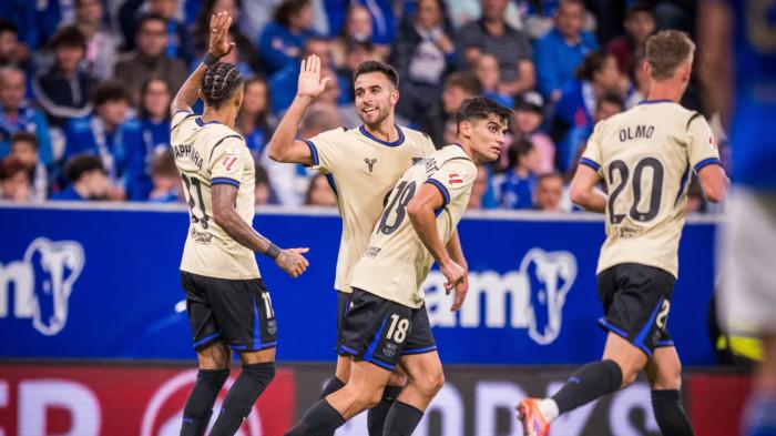 MERAYAKAN GOL - Para pemain Barcelona merayakan gol Eric Garcia ke gawang Real Oviedo pada matchday keenam Liga Spanyol 2025/2026 di Carlos Tartiere Stadium, Jumat (26/9/2026) dini hari WIB.