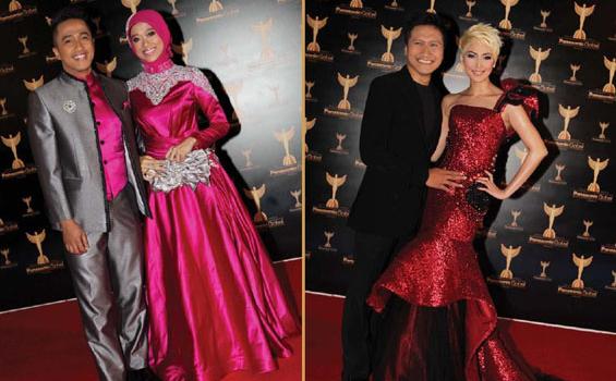 Pamer Kemesraan di Karpet Merah