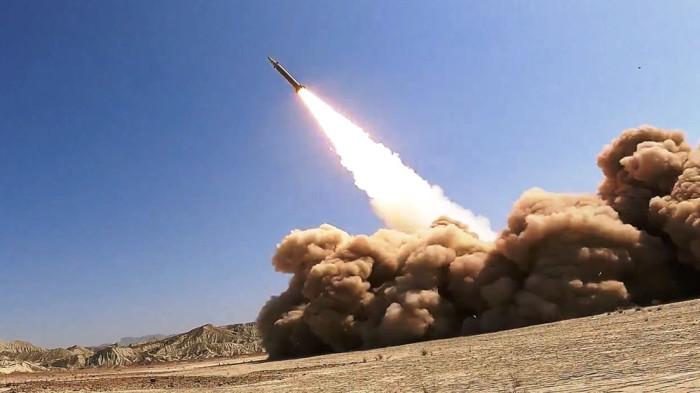 RUDAL IRAN - Peluncuran rudal balistik Qassem-Basir milik Iran. (PressTV)