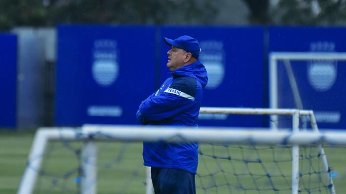Persib Bandung Bojan Hodak 8/1