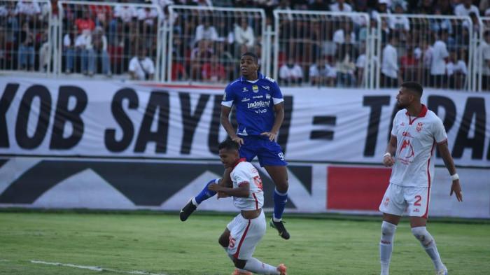 Persib Bandung Malut United