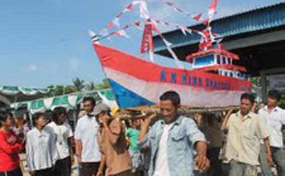 Pesta Laut Nadranan Ala Nelayan Desa Ketapang