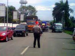 Pintu Keluar Pelabuhan Bakauheni Dirazia