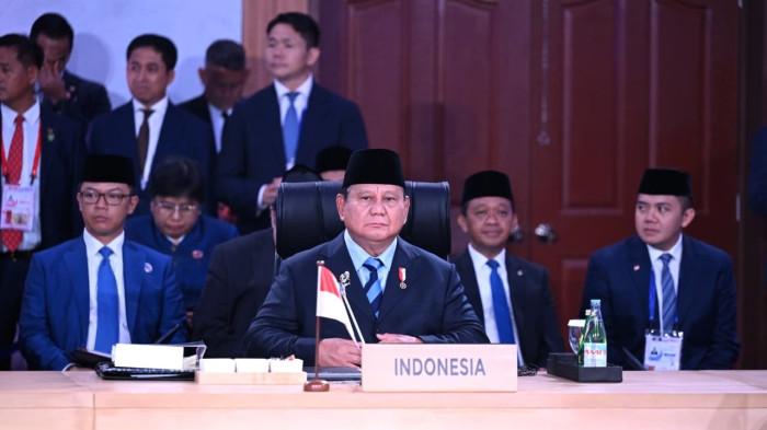 ANTISIPASI KRISIS ENERGI — Presiden RI Prabowo Subianto saat menghadiri sesi pleno Konferensi Tingkat Tinggi (KTT) ke-48 ASEAN di Mactan Expo, Cebu, Filipina, Jumat (8/5/2026). Dalam forum tersebut, ia mendesak para pemimpin negara kawasan untuk segera merombak total sistem energi guna menghadapi ketidakpastian rute perdagangan global.