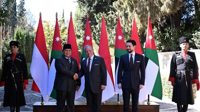 KUNJUNGAN PRESIDEN - Presiden Prabowo Subianto bertemu dengan Raja Abdullah II ibn Al Hussein di Istana Basman, Amman pada Rabu (25/2/2026).