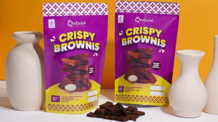 UMKM SOLO - Qatula sudah memiliki sejumlah varian produk mulai dari crispy brownies, crispy cookies (rasa original, keju, dan tanpa gula), kue kering (putri salju, kastengel, nastar, dan kacang almond), hingga produk terbaru cake basah free gluten.