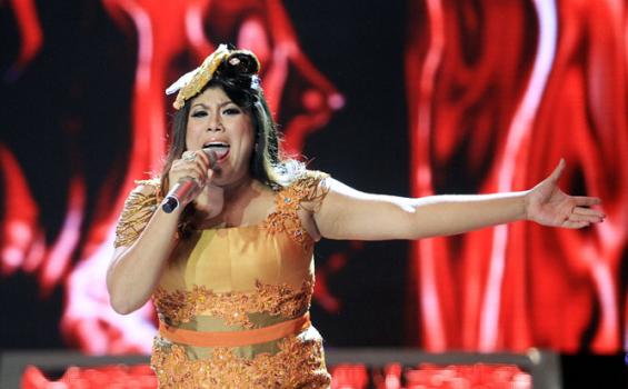 Ahmad Dhani Bingung Kritik Regina