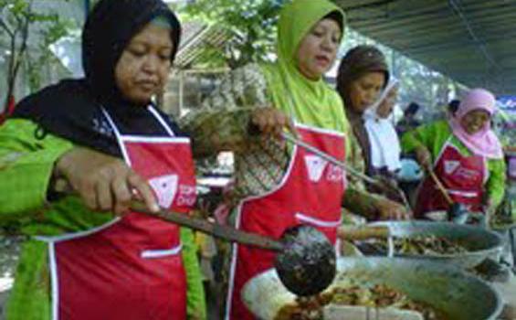 Masak Tongseng Massal Pecahkan Rekor MURI