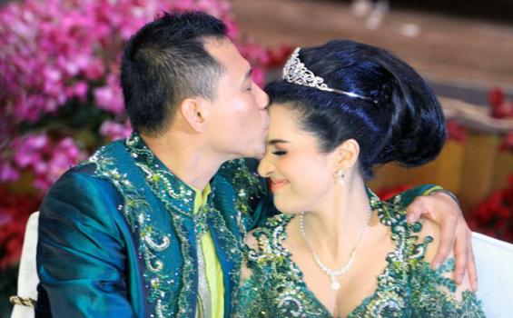 Dicium Anang Kelamaan, Ashanti Bilang Udaaah!