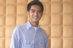 Tahun Baru Ini Milik Keluarga Ricky Harun