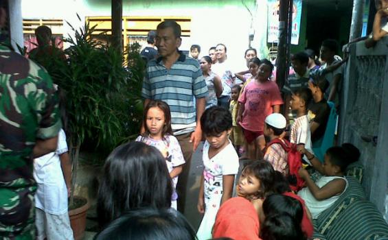 Hadi Pelaku Pembacokan Deny Dibawa ke Polsek Setiabudi