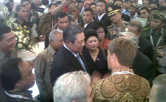 SBY Beri Nama Komodo Buat Kendaraan Taktis Intai