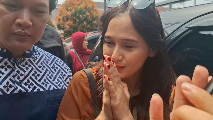 Meiza Aulia ke Medan, Ingin Menenangkan Diri Seiring Proses Cerai dengan Eza Gionino