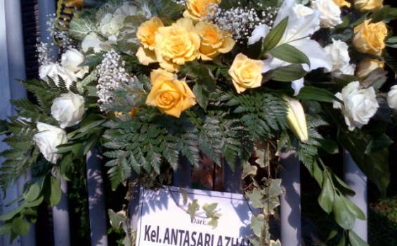 Antasari Azhar Kirim Karangan Bunga Ke Sudomo
