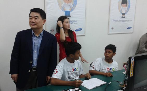 Samsung Resmikan Rumah Belajar