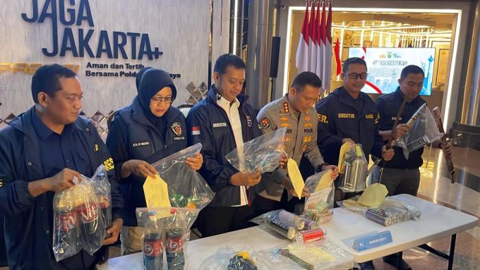 MAY DAY 2026 - Satgas Penegakkan Hukum Polda Metro Jaya mengamankan 101 orang yang diduga hendak membuat kericuhan dalam aksi Hari Buruh Internasional alias May Day 2026 di DPR pada Jumat (1/5/2026).