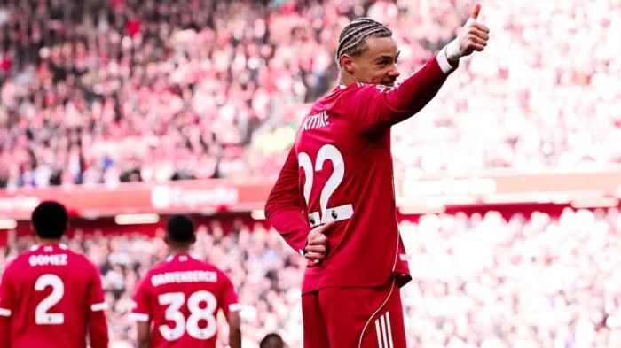 Selebrasi Hugo Ekitike pada laga Liverpool vs West Ham