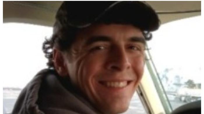 DITEMBAK KKB - Pilot maskapai AMA dari Amerika Serikat (AS), Nicholas F Gosselin tewas setelah ditembak oleh KKB saat mendarat di Distrik Sobaham, Kabupaten Yahukimo, Papua Pegunungan, pada Kamis (2/7/2026). Berikut sosoknya.