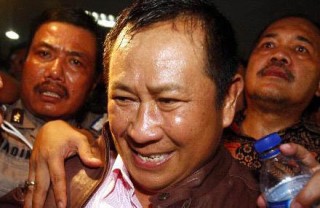 Pukul 18.20 Susno Tinggalkan Mabes Polri