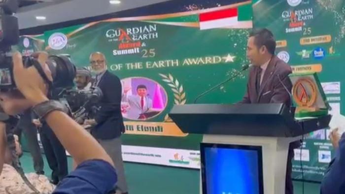 Terima Penghargaan Global di Bangladesh, Syafii Efendi: Ini untuk Anak Muda Indonesia