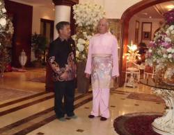 Sepatu Syahrul dan Kesederhanaan Datuk Najib