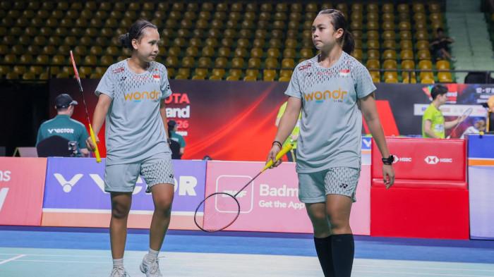 TEMBUS PEREMPATFINAL - Pebulutangkis ganda putri Indonesia, Isyana Syahira Meida/Rinjani Kwinnara Nastine, berhasil melangkah ke perempatfinal Thailand Open 2026 usai mengalahkan wakil China, Luo Yi/Wang Ting Ge dengan skor 25-23, 21-13 di Nimibutr, Bangkok, Kamis (14/5/2026). Dok: PBSI