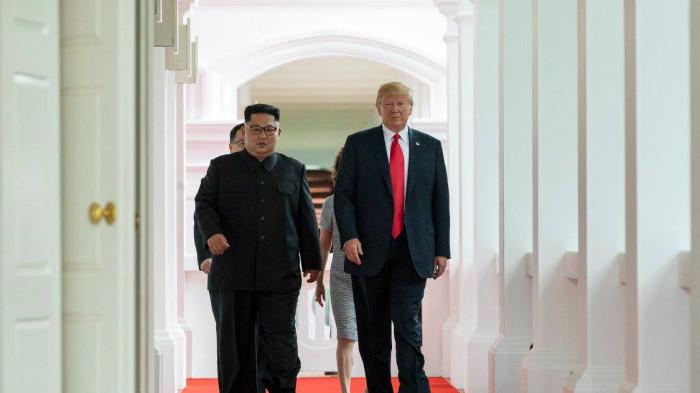 Trump Ingin Bertemu Kim Jong Un, Rela Perpanjang Tur Asia jika Korea Utara Mau