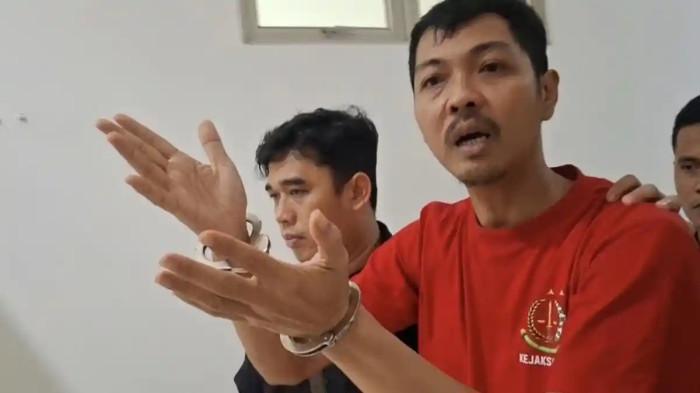 SIDANG VONIS 2 TON SABU DI PN BATAM - WNA Thailand, terdakwa kasus 2 ton sabu di PN Batam, Teerapong Lekpradube menilai hukuman 17 tahun untuknya tidak adil. Ia berharap hukuman sama dengan terdakwa Fandi Ramadhan, yang divonis 5 tahun penjara dalam kasus ini.