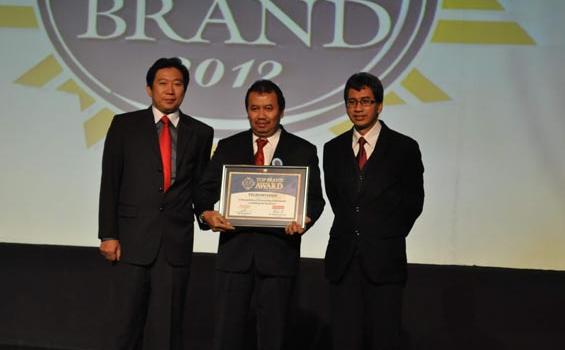 TelkomVision Raih Top Brand Award 2012