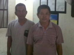 Dua Kakek Jualan Togel