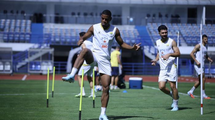 Uilliam Barros Persib Bandung 13/12