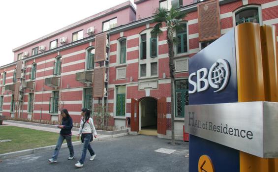 Universitas Inggris di Cina Tawarkan Bea Siswa